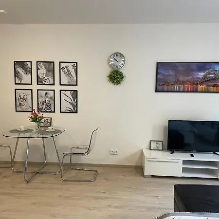 Tomy Ng. Apartman Prága