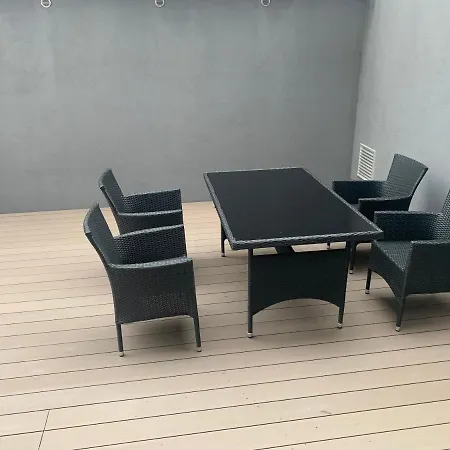 Tomy Ng. Apartman